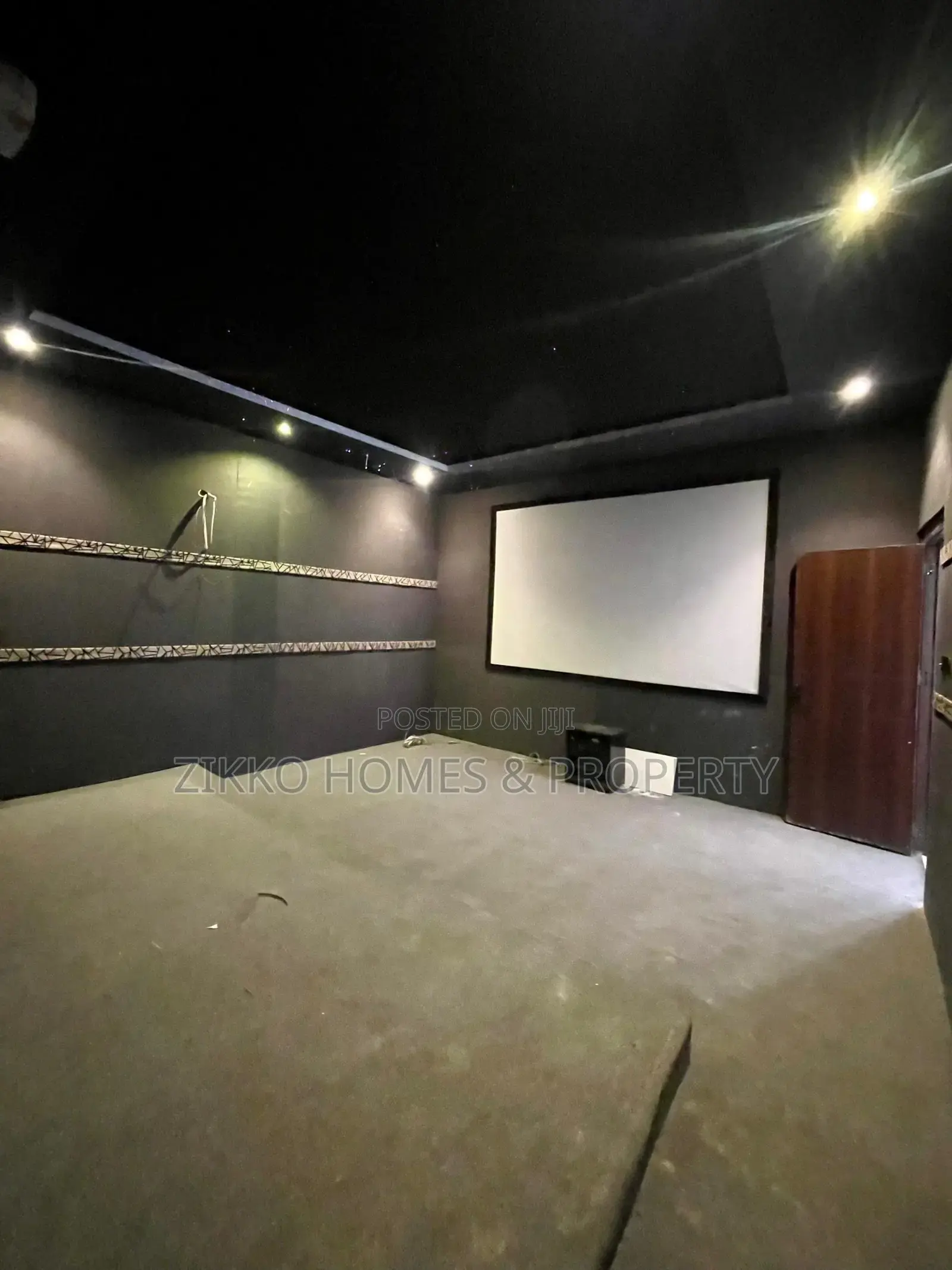 Furnished 5bdrm Duplex in Osapa london for sale