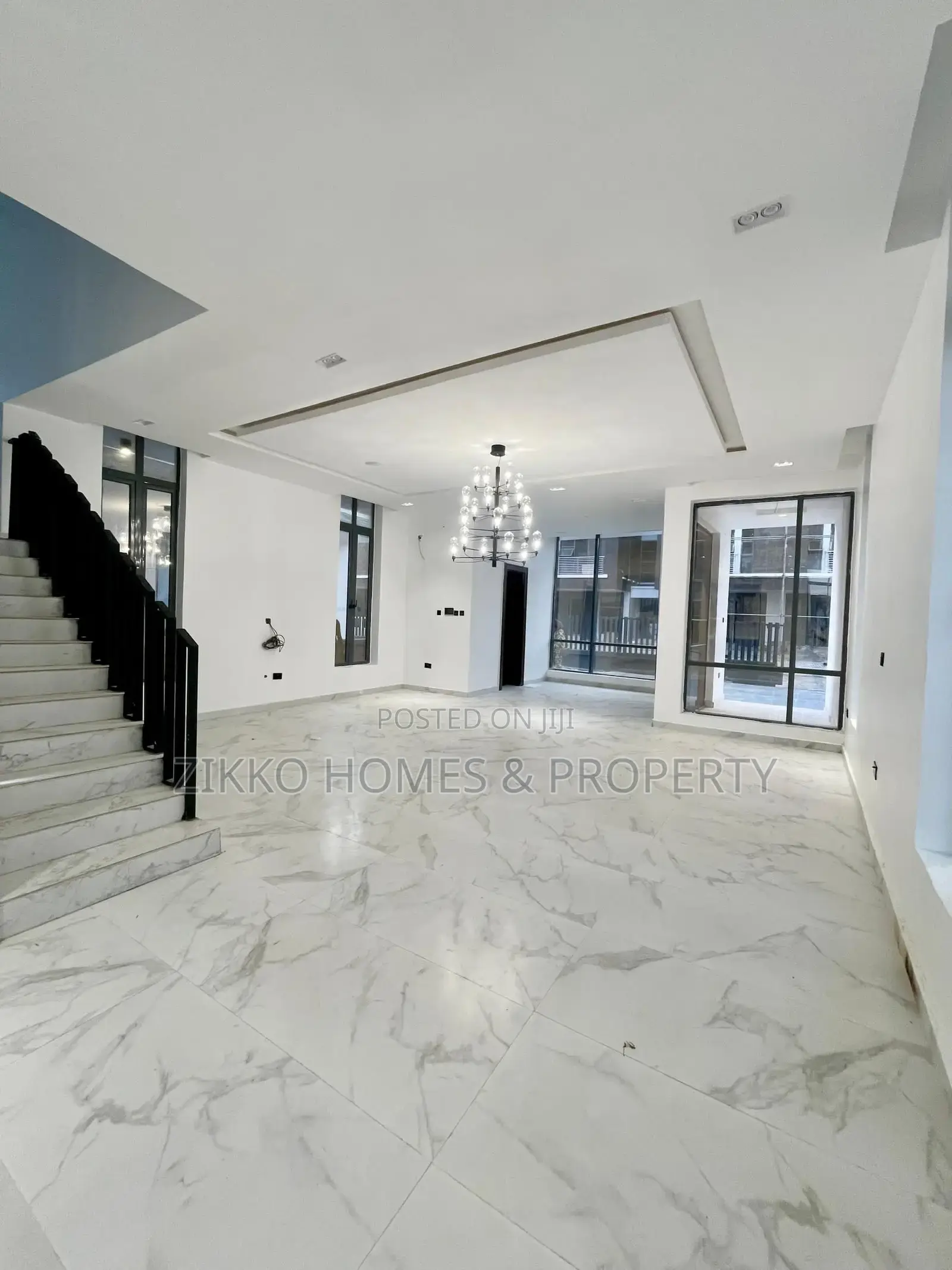 Furnished 5bdrm Duplex in Osapa london for sale