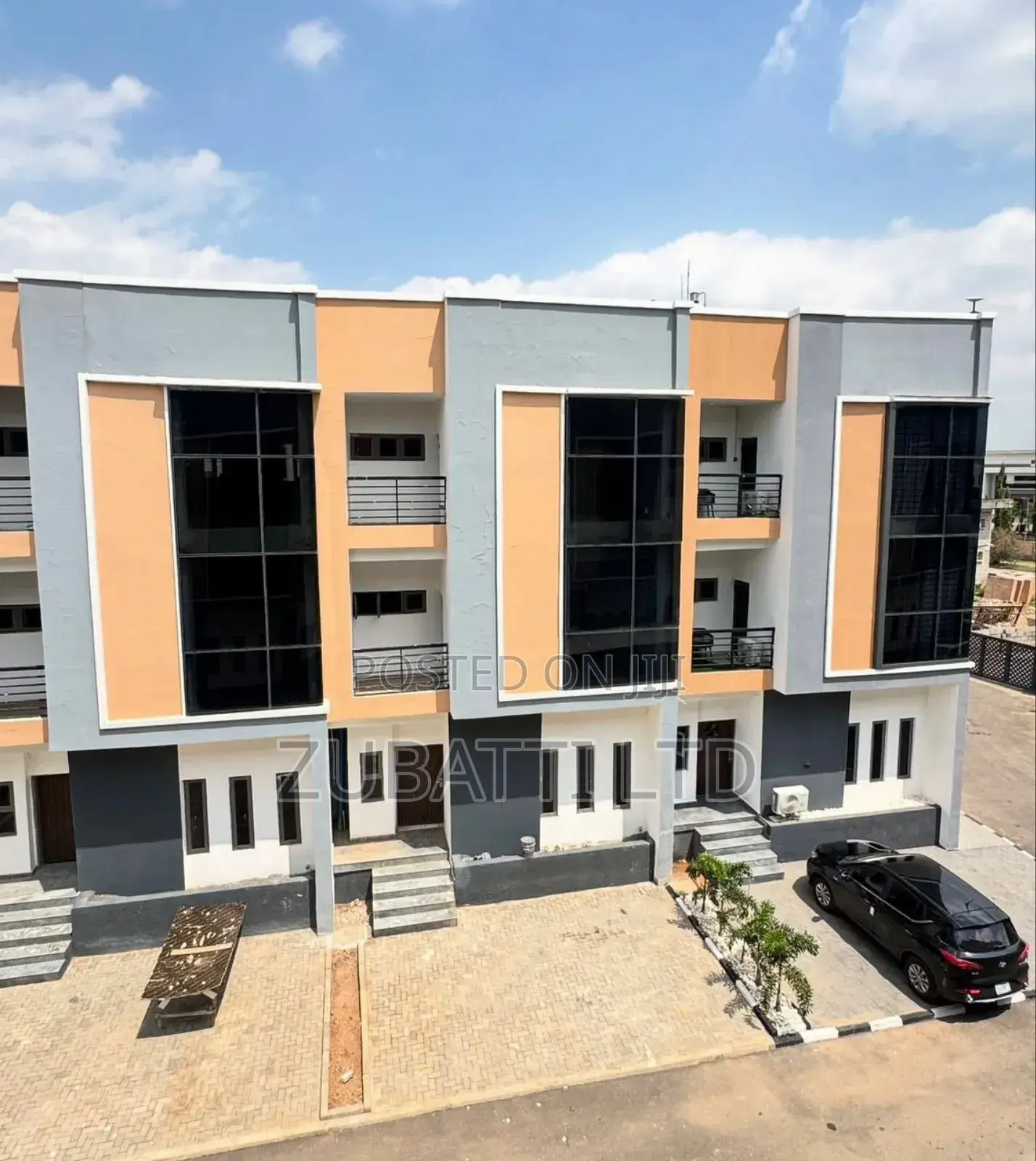 4bdrm Townhouse/Terrace in Katampe Extension for sale