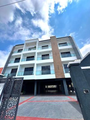 Luxury 2 Bedroom Apartment With Swimming Pool & Elevator